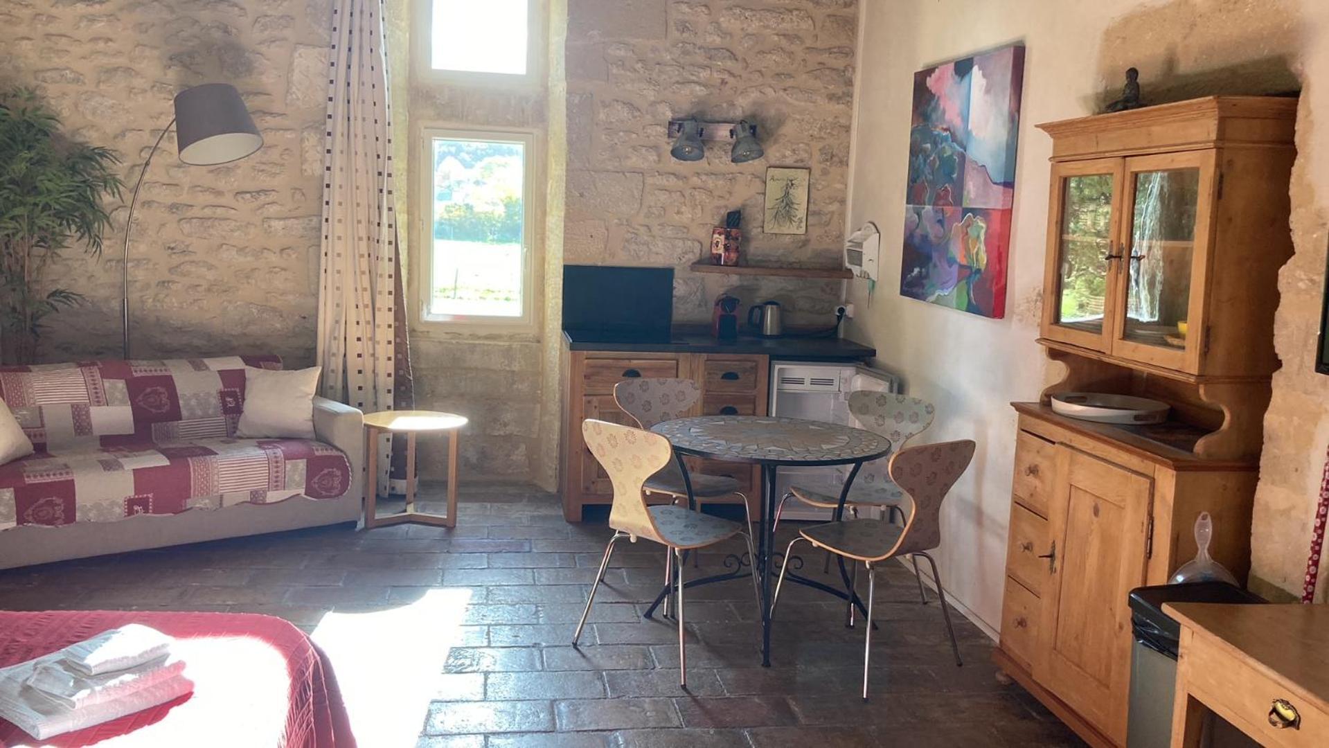 Mas De La Rivoire B&B Villevieille Εξωτερικό φωτογραφία