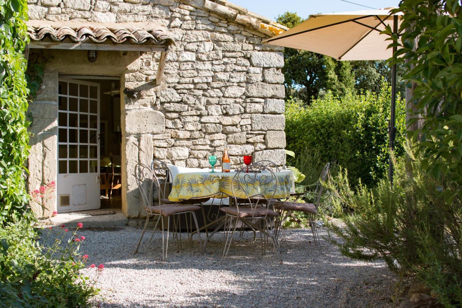 Mas De La Rivoire B&B Villevieille Εξωτερικό φωτογραφία