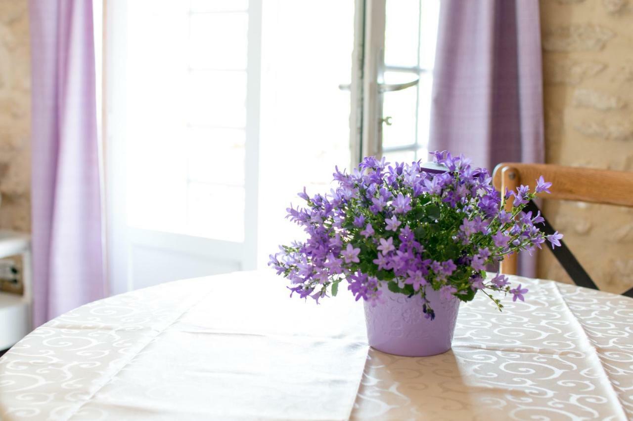 Mas De La Rivoire B&B Villevieille Εξωτερικό φωτογραφία