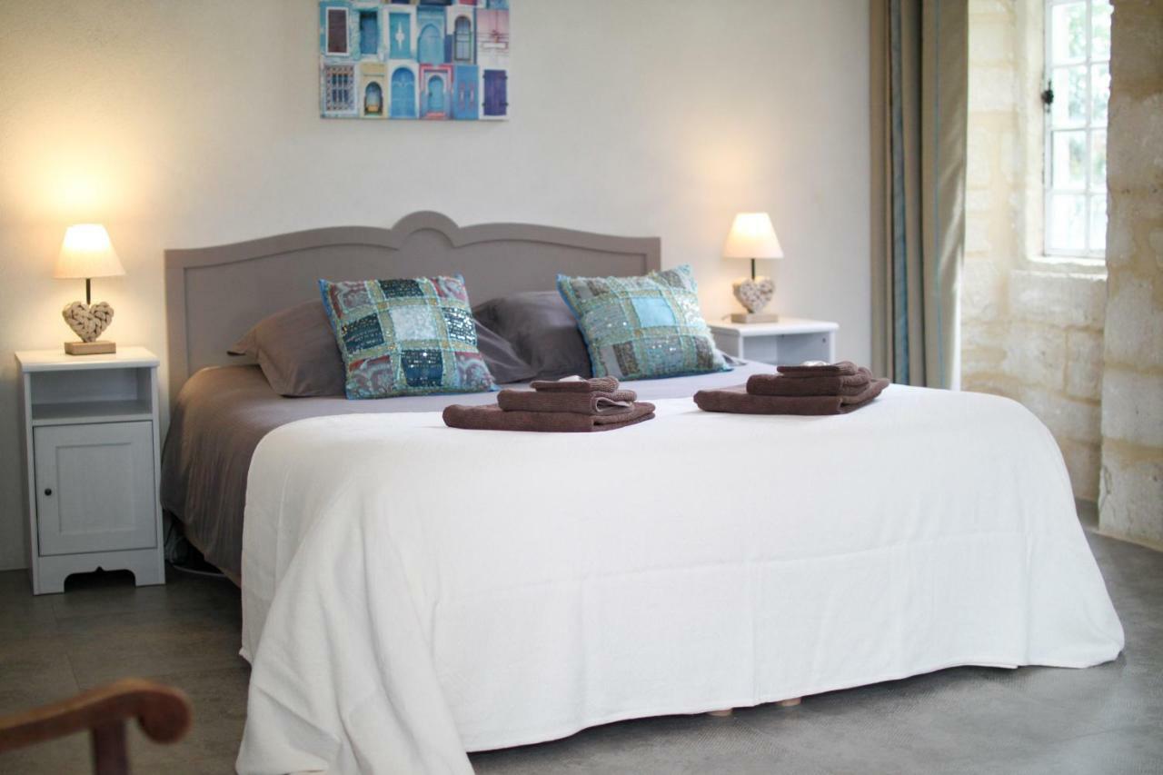 Mas De La Rivoire B&B Villevieille Εξωτερικό φωτογραφία