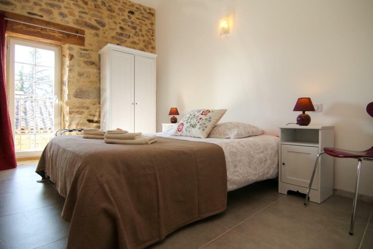 Mas De La Rivoire B&B Villevieille Εξωτερικό φωτογραφία