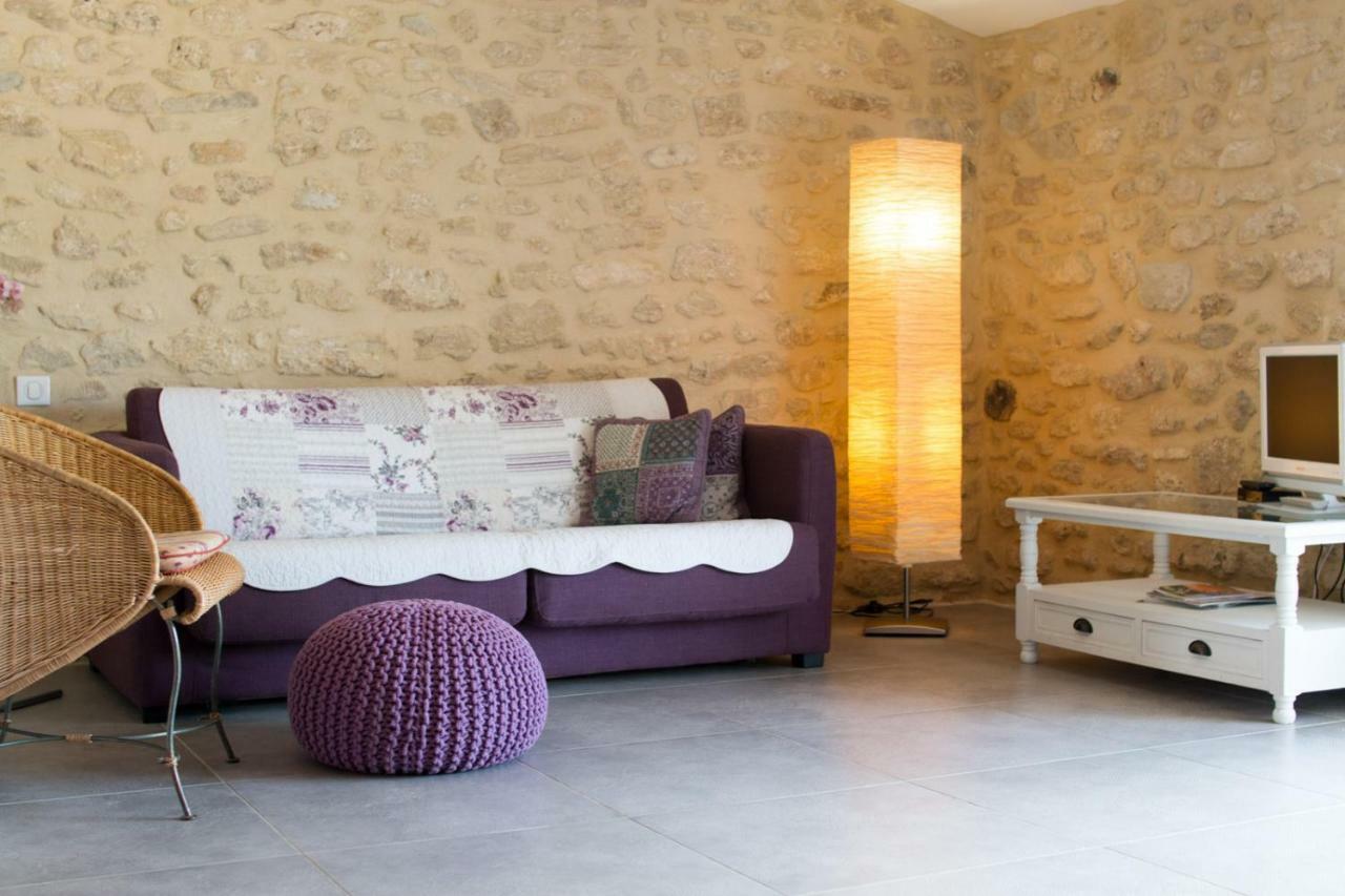 Mas De La Rivoire B&B Villevieille Εξωτερικό φωτογραφία